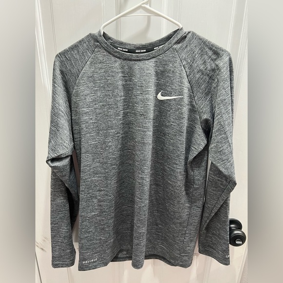 Nike Tops - Nike Dry Fit Long Sleeve
